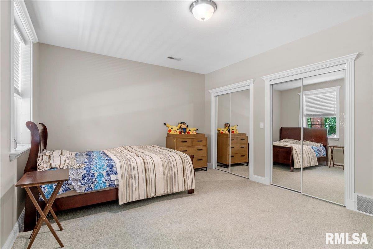 2320 Chatham Road Springfield, IL 62704 - Photo 41 of 48