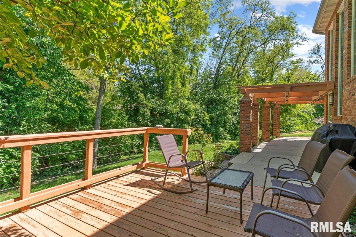 2320 Chatham Road Springfield, IL 62704 - Photo 42 of 48