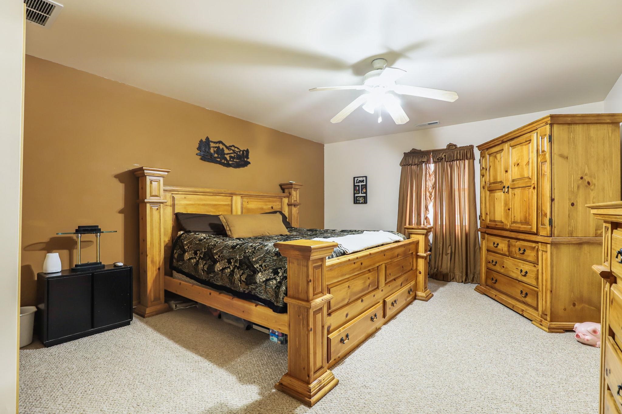 9080 West Dodge Road Montrose, MI 48457 - Photo 26 of 71 50097990-25.JPG