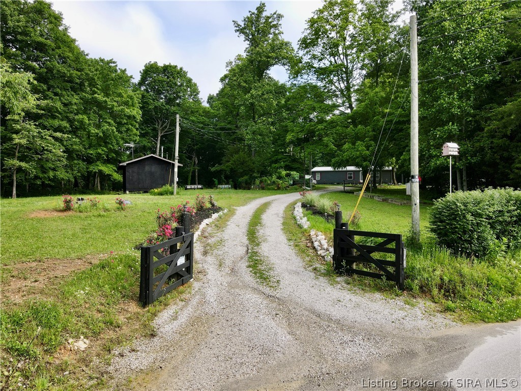9462 East Saylor Road Salem, IN 47167 - Photo 4 of 50