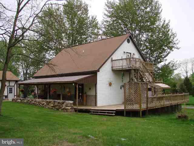 822 Lisburn Road Carlisle, PA 17015 - Photo 2 of 12 Gallery Image 2