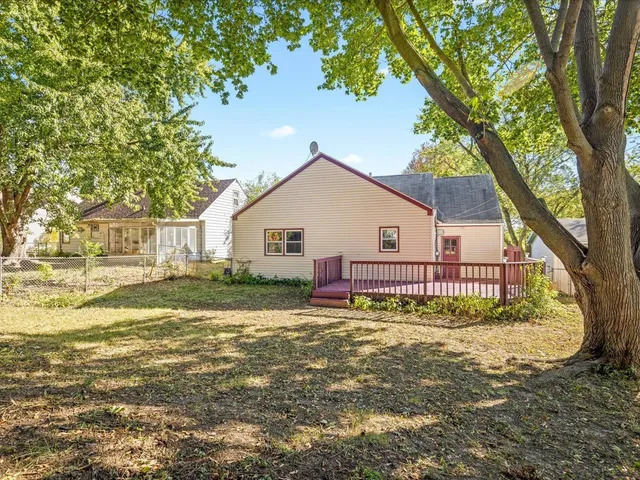 $185,000 | 2910 19th Avenue, Rockford, IL 61108