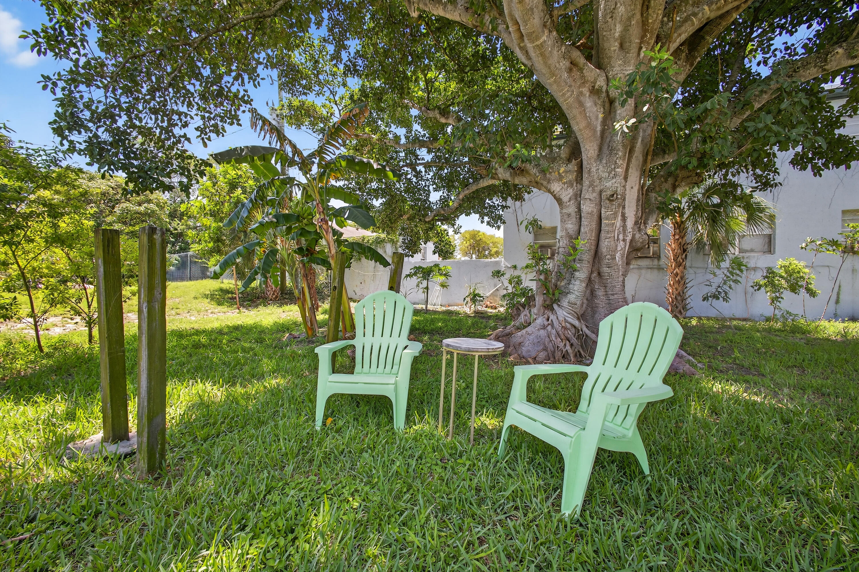 1181 West 32nd Street Riviera Beach, FL 33404 - Photo 3 of 10 Backyard