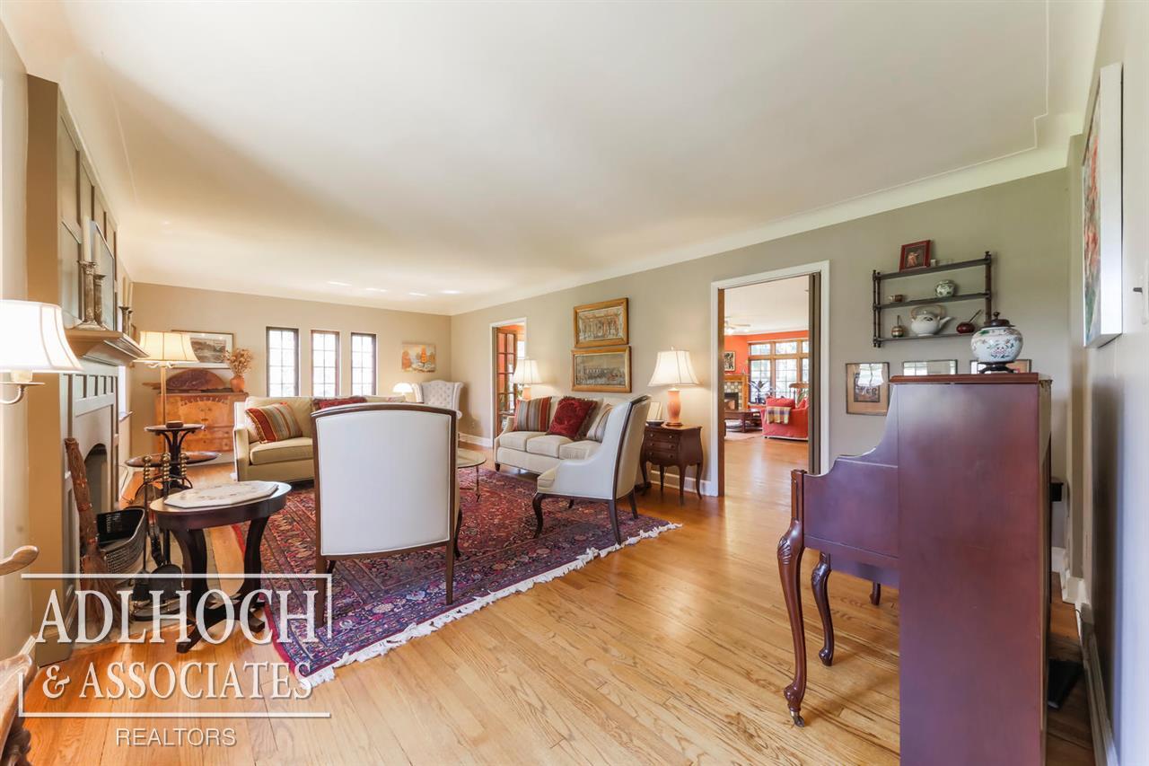 15725 Windmill Point Grosse Pointe, MI 48230 - Photo 8 of 58