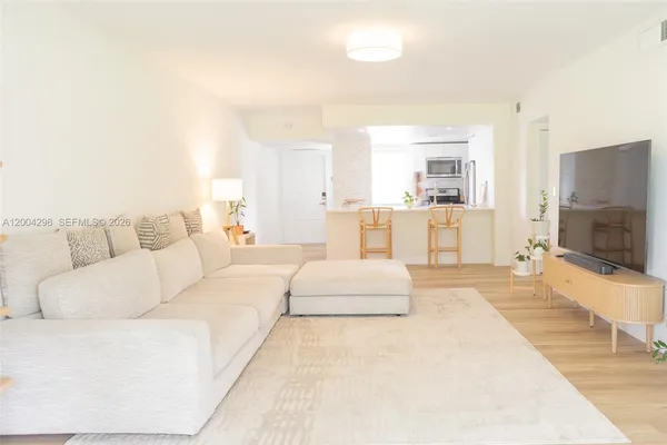 $2,300 | 3250 North Palm Aire Drive, Unit 202, Pompano Beach, FL 33069