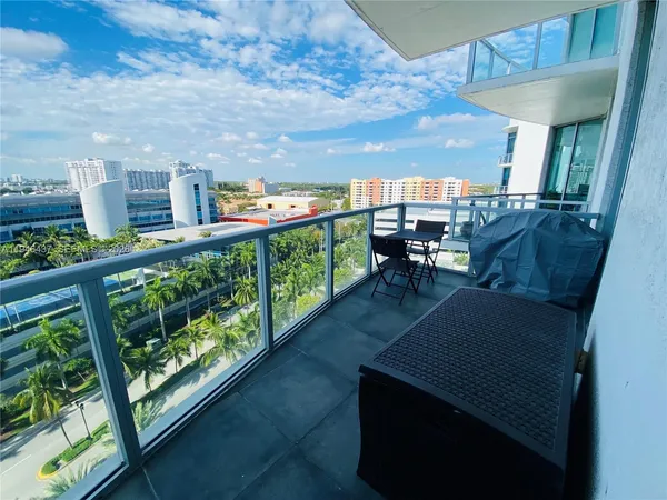 a picture of city view