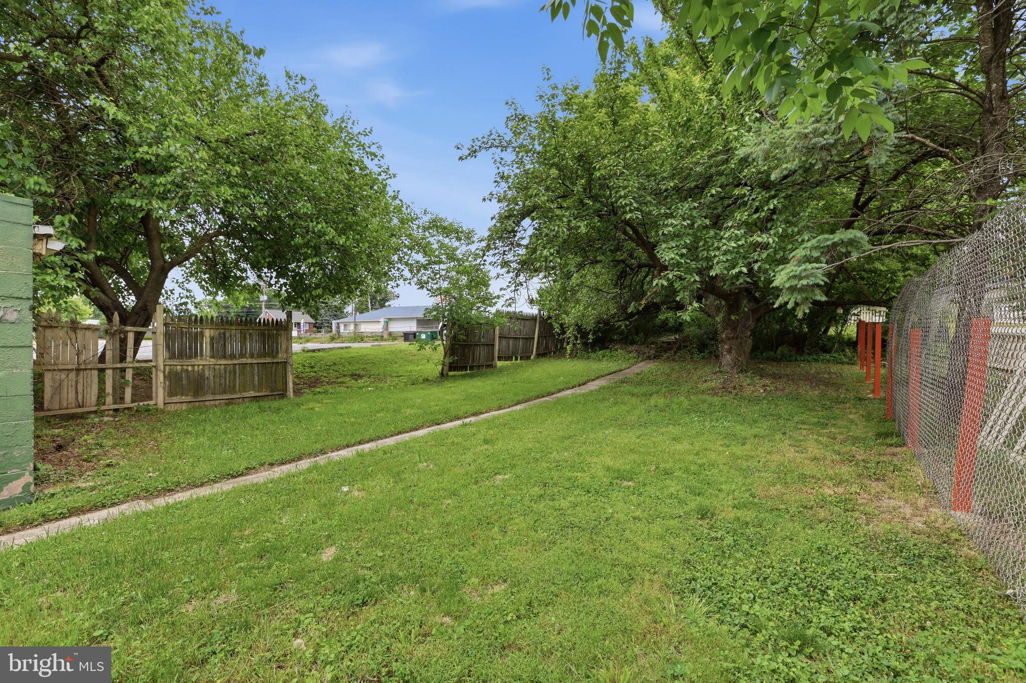 25 Water Street Reading, PA 19605 - Photo 27 of 31