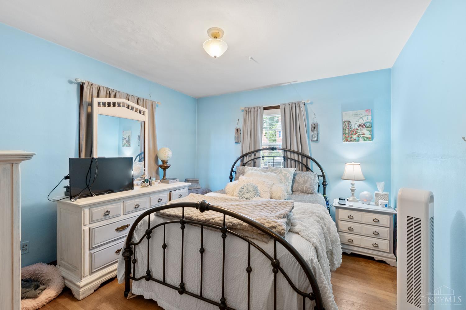 2234 West North Bend Road Cincinnati, OH 45239 - Photo 13 of 27