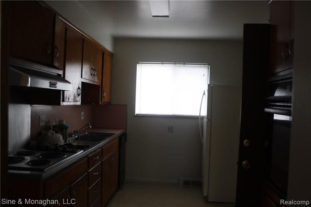 720 Alter Road Detroit, MI 48215 - Photo 6 of 15