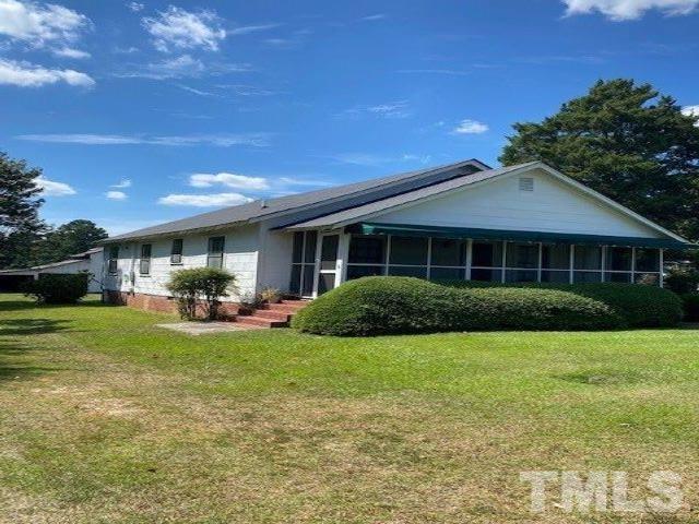 1105 Warren Road Erwin, NC 28339 - Photo 2 of 30 Gallery Image 2