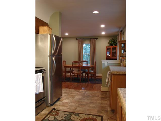 1424 Dixie Trail Raleigh, NC 27607 - Photo 6 of 14 Kitchen