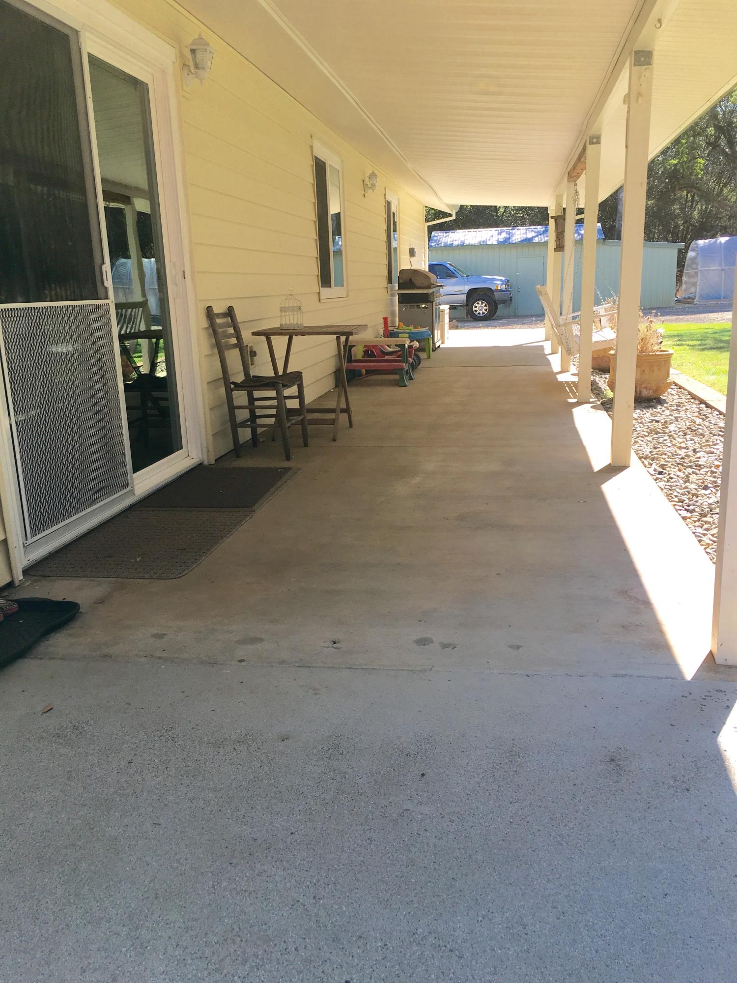 17215 Bowman Road Cottonwood, CA 96022 - Photo 23 of 30 back porch