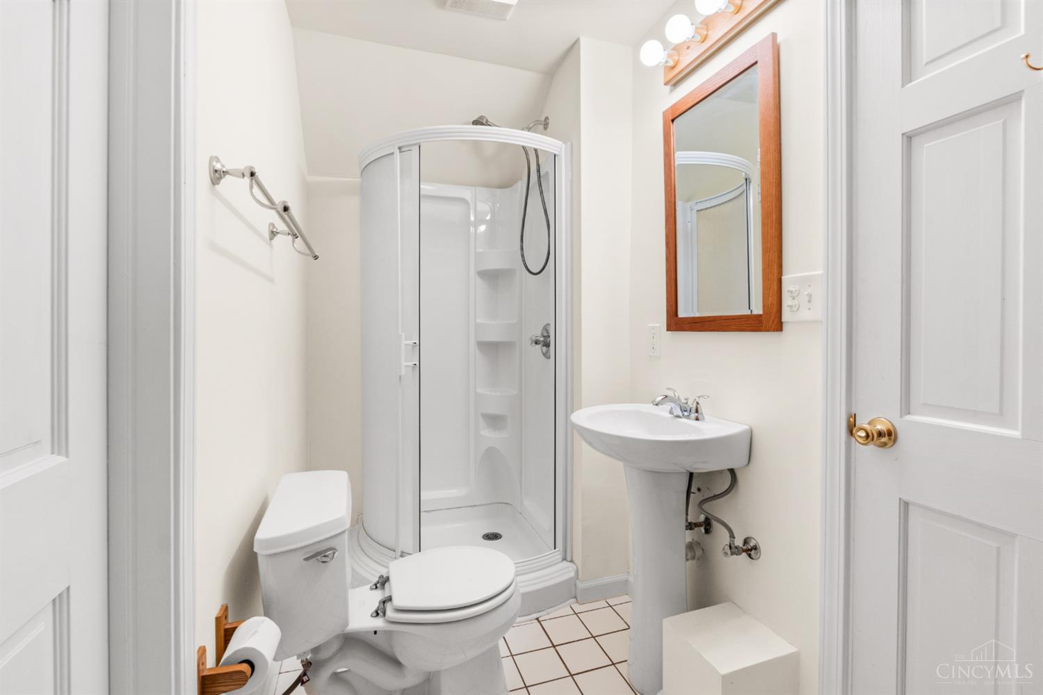 5856 Blue Rock Road Cincinnati, OH 45247 - Photo 23 of 51 Upstairs Bathroom