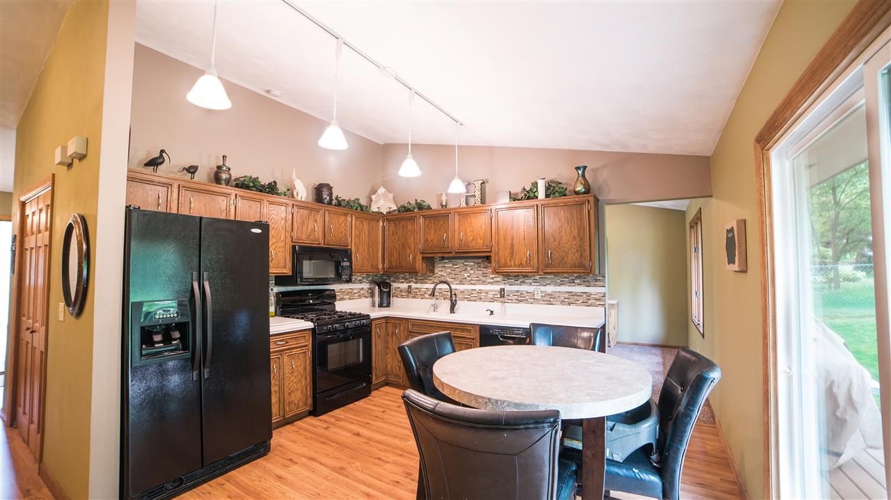 7974 Shaw Road Belvidere, IL 61008 - Photo 9 of 25 Gallery Image 9