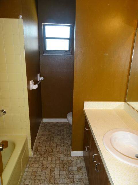 12670 170th Road North Jupiter, FL 33478 - Photo 11 of 13 Bathroom 2