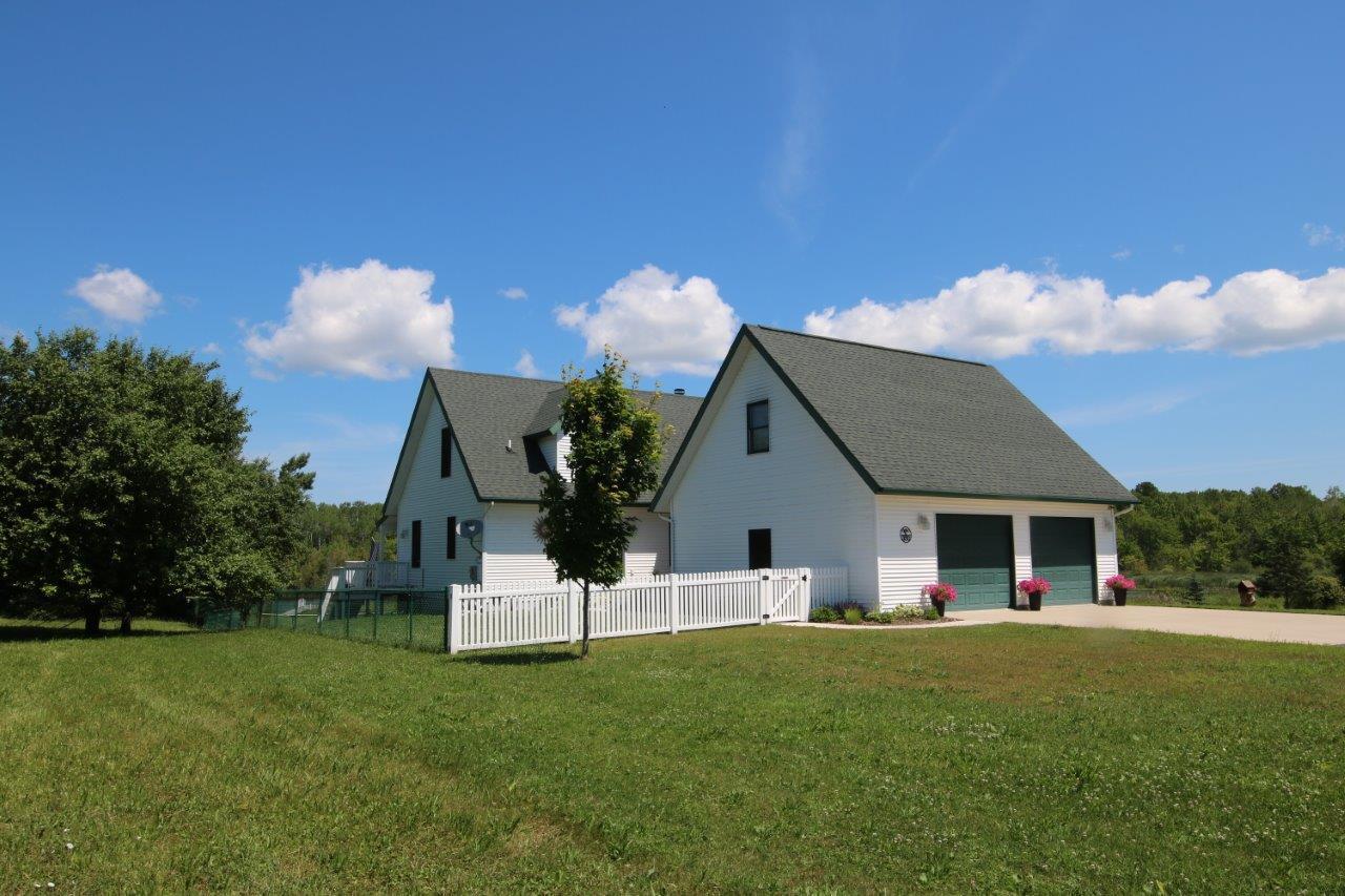 3770 Abbey Road Cheboygan, MI 49721 - Photo 30 of 39 Gallery Image 30