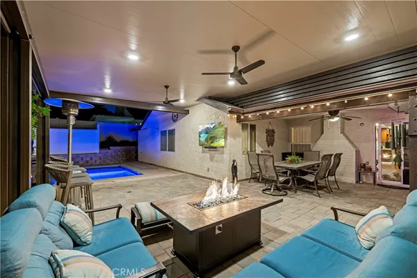 $980,000 | 23104 Poplar Glen Circle, Valencia, CA 91354