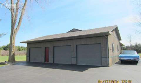 7353 East Potter Road Davison, MI 48423 - Photo 19 of 25 20397971-18.JPG