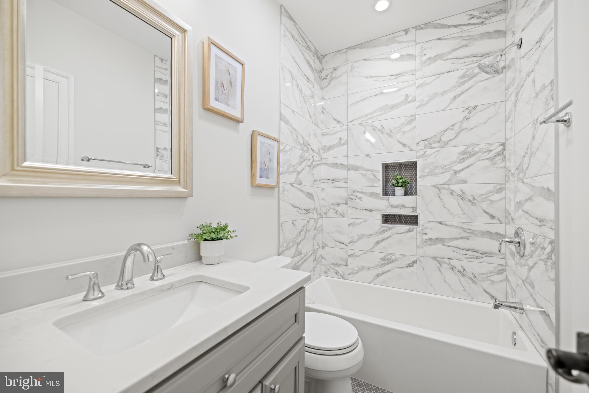 72 Adams Street Northwest, Unit 1 Washington, DC 20001 - Photo 19 of 23 Second Bathroom