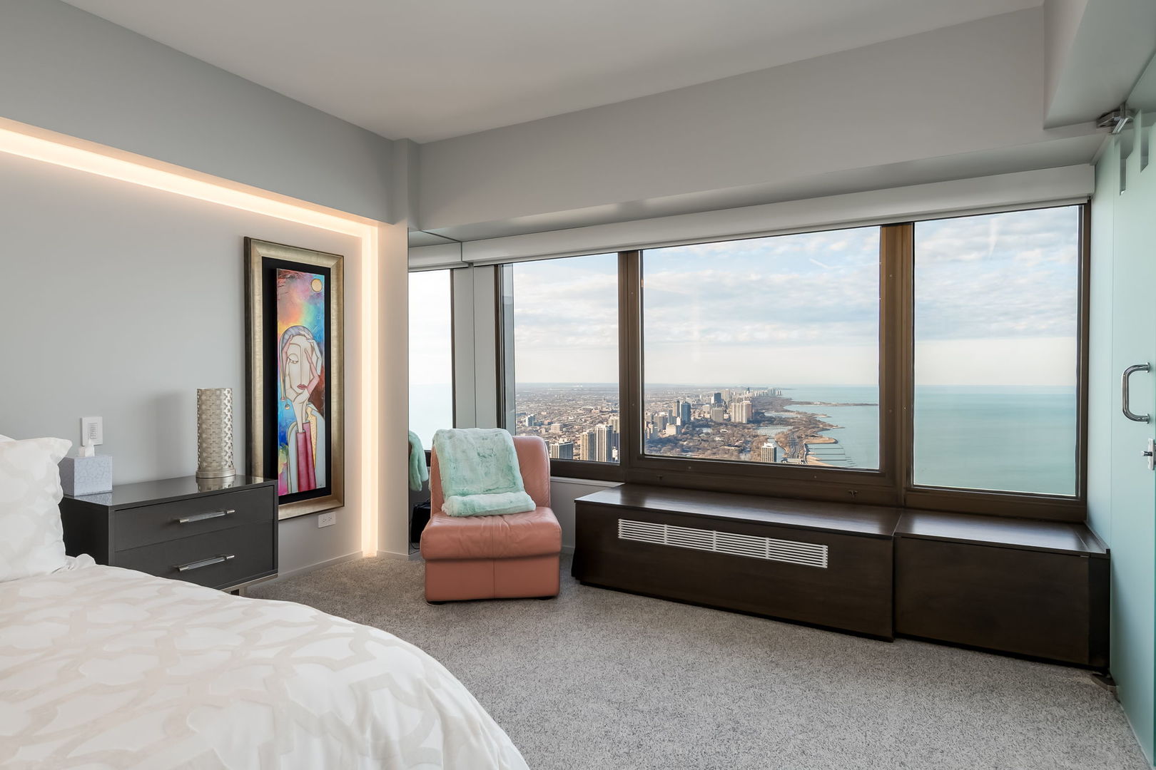 175 East Delaware Place, Unit 7603 Chicago, IL 60611 - Photo 16 of 31