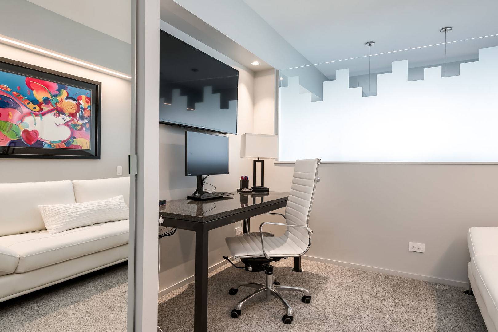 175 East Delaware Place, Unit 7603 Chicago, IL 60611 - Photo 26 of 31