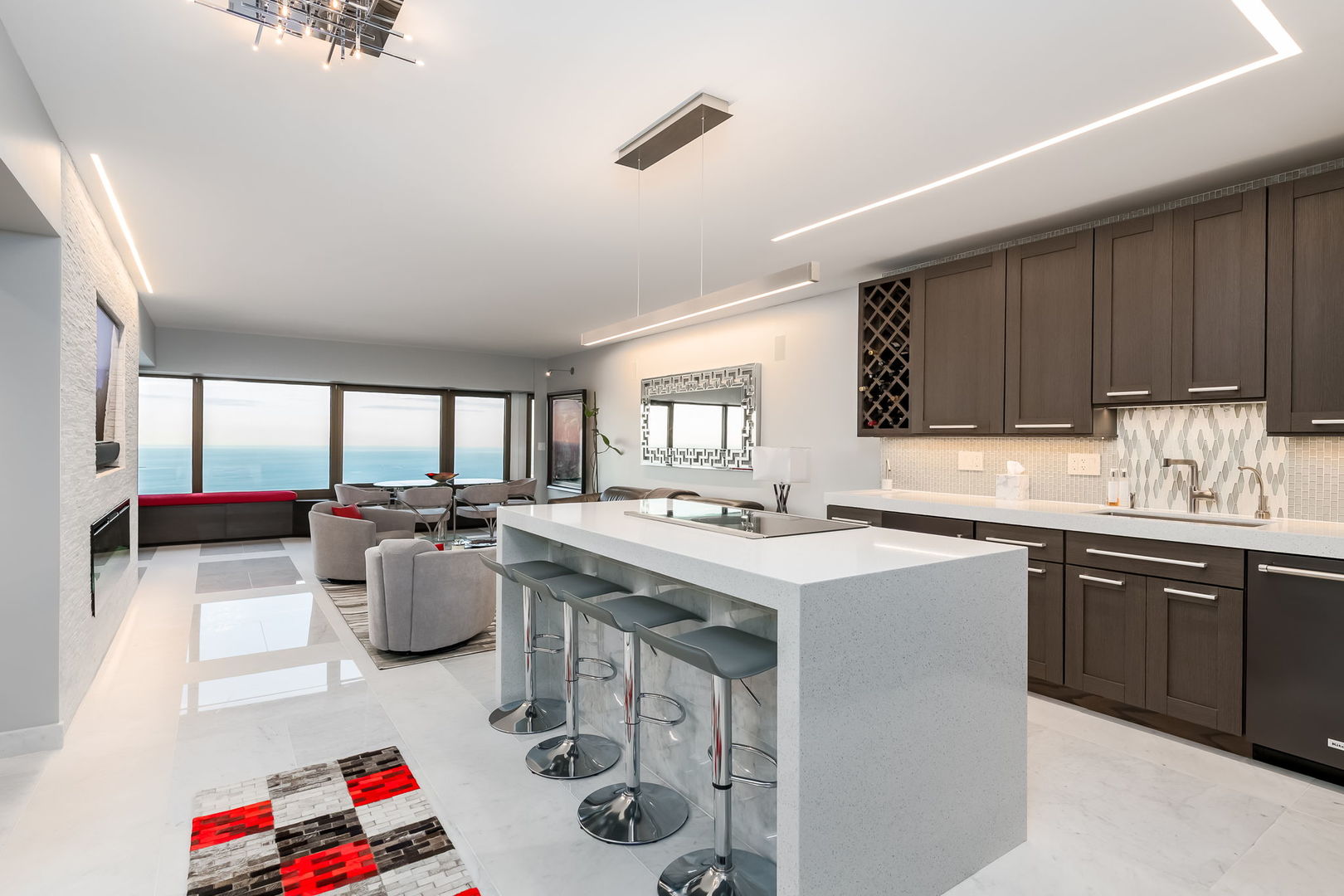 175 East Delaware Place, Unit 7603 Chicago, IL 60611 - Photo 3 of 31