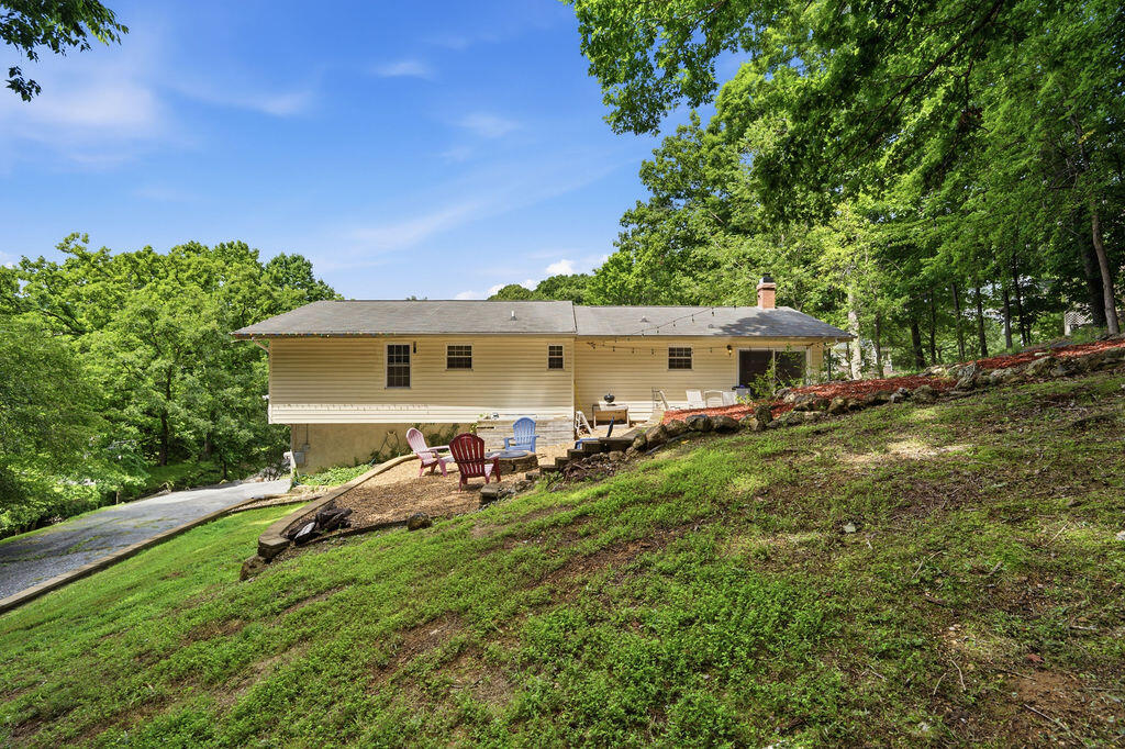 7608 Ridge Bay Drive Hixson, TN 37343 - Photo 34 of 52 Bask