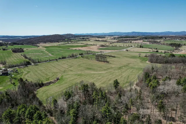 $199,000 | 1705 Market Road, Bridport, VT 05734