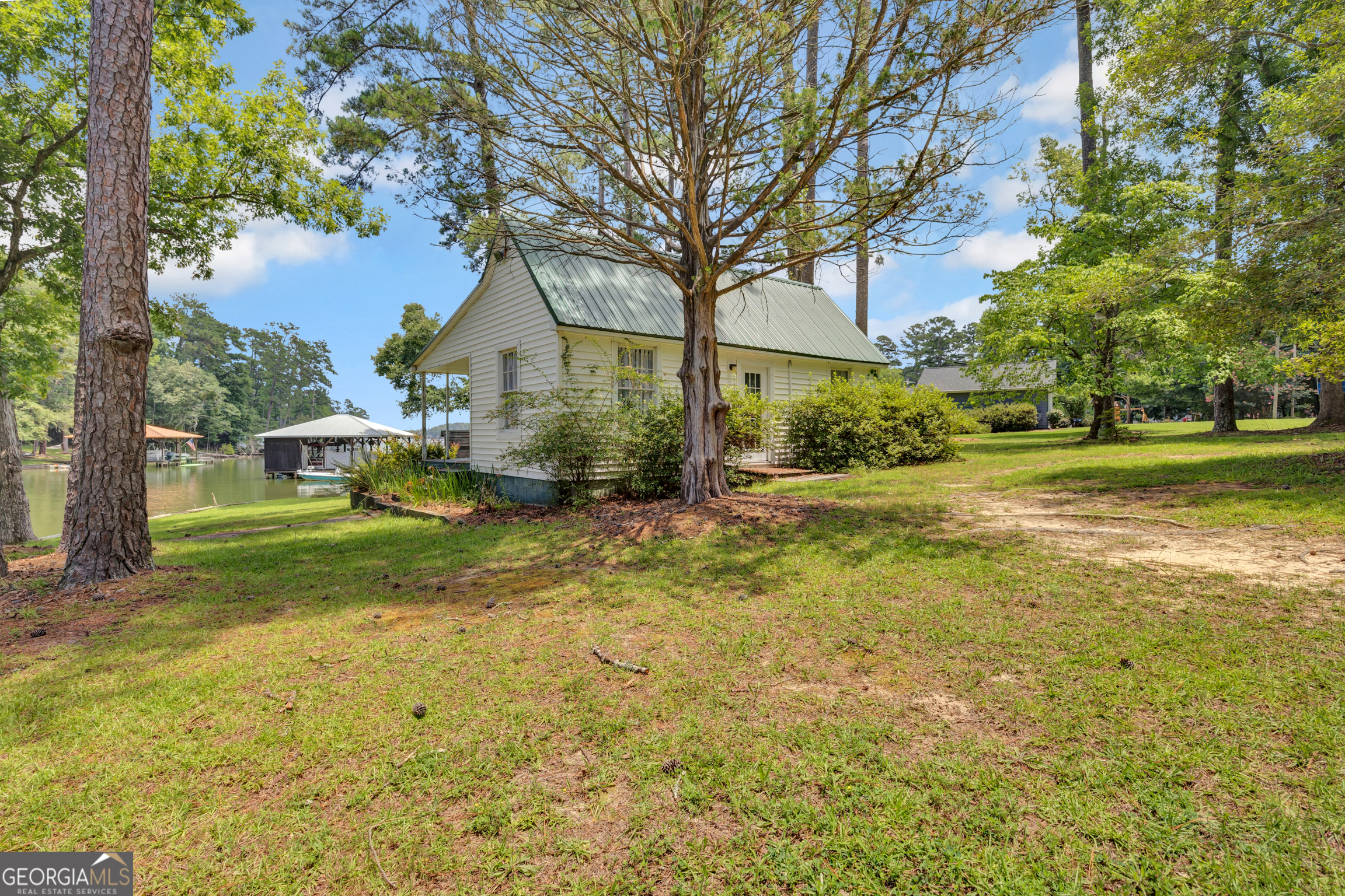 124 Ward Road Jackson, GA 30233 - Photo 3 of 30