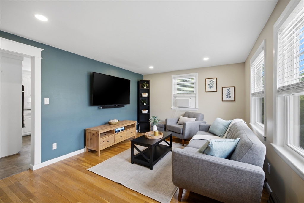 9 Claude Road Chelmsford, MA 01824 - Photo 13 of 42