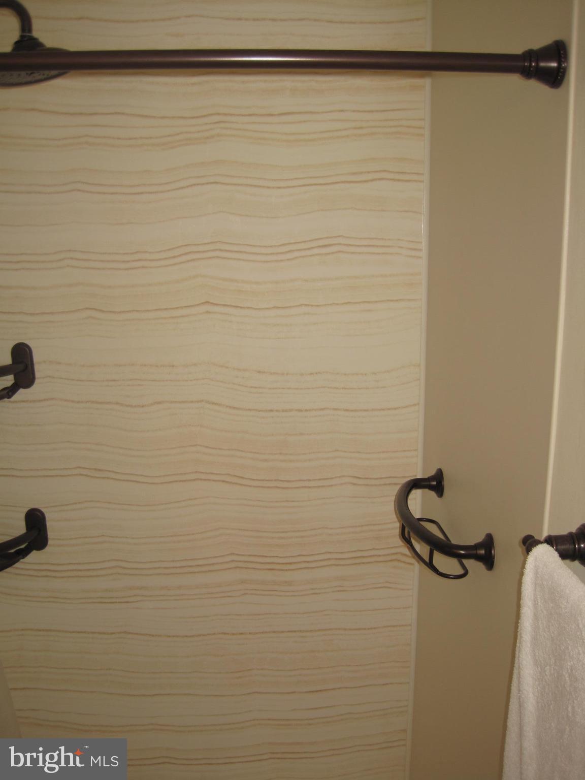 6178 Morning Glory Road Alexandria, VA 22310 - Photo 15 of 26 a bathroom with a shower