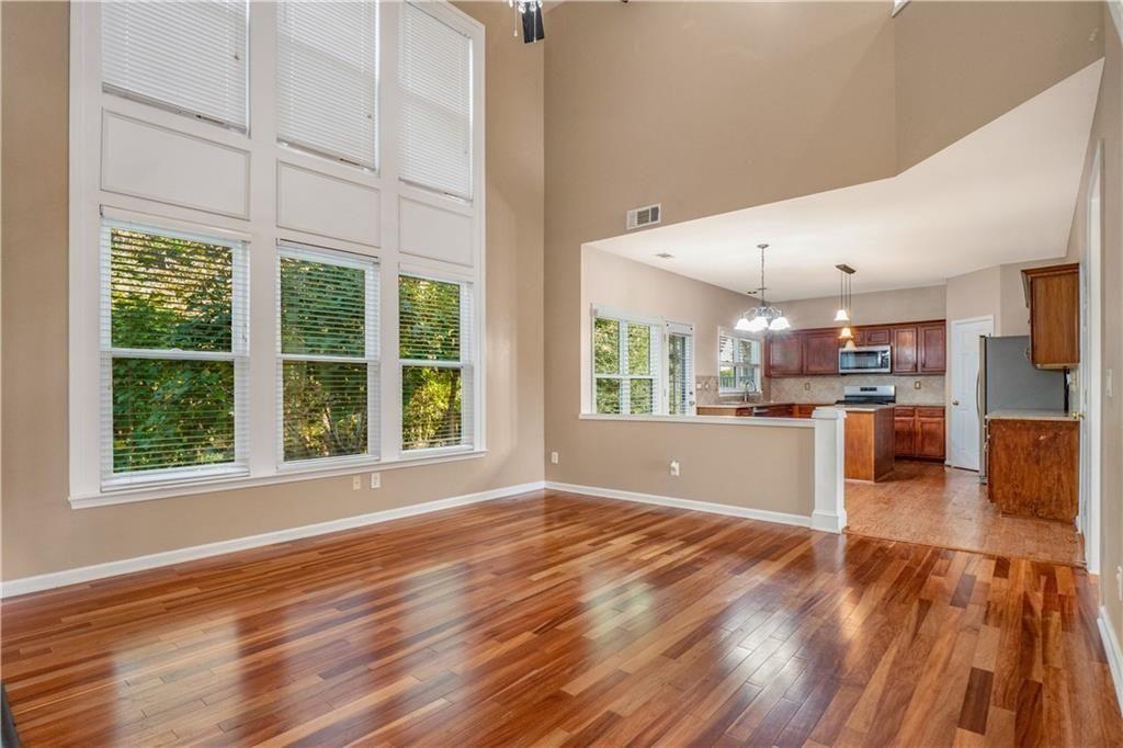 11380 Crossington Road Alpharetta, GA 30005 - Photo 7 of 17