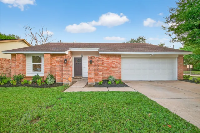 $2,200 | 19543 Quiet Brook Drive, Houston, TX 77084