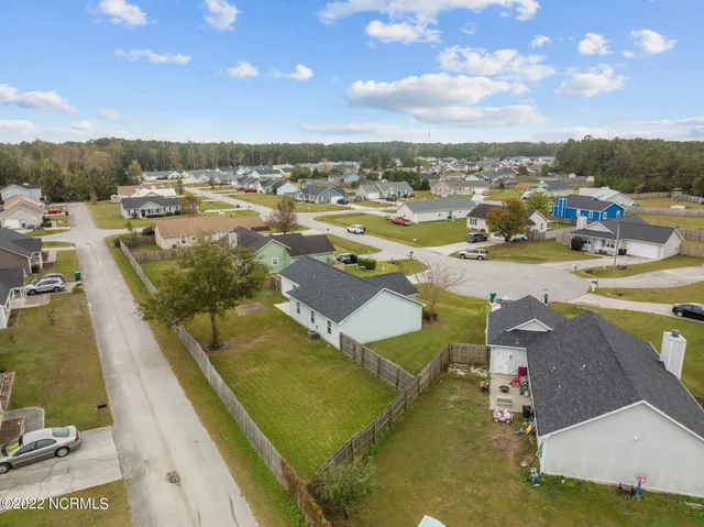 $1,550 | 504 Sumrell Way, Hubert, NC 28539