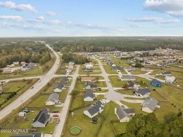 $1,550 | 504 Sumrell Way, Hubert, NC 28539