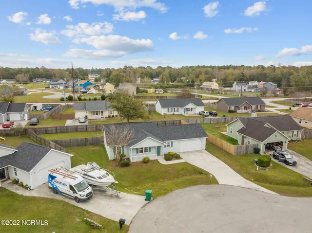 $1,550 | 504 Sumrell Way, Hubert, NC 28539