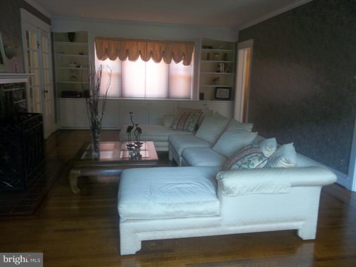 517 South Providence Road Wallingford, PA 19086 - Photo 6 of 25