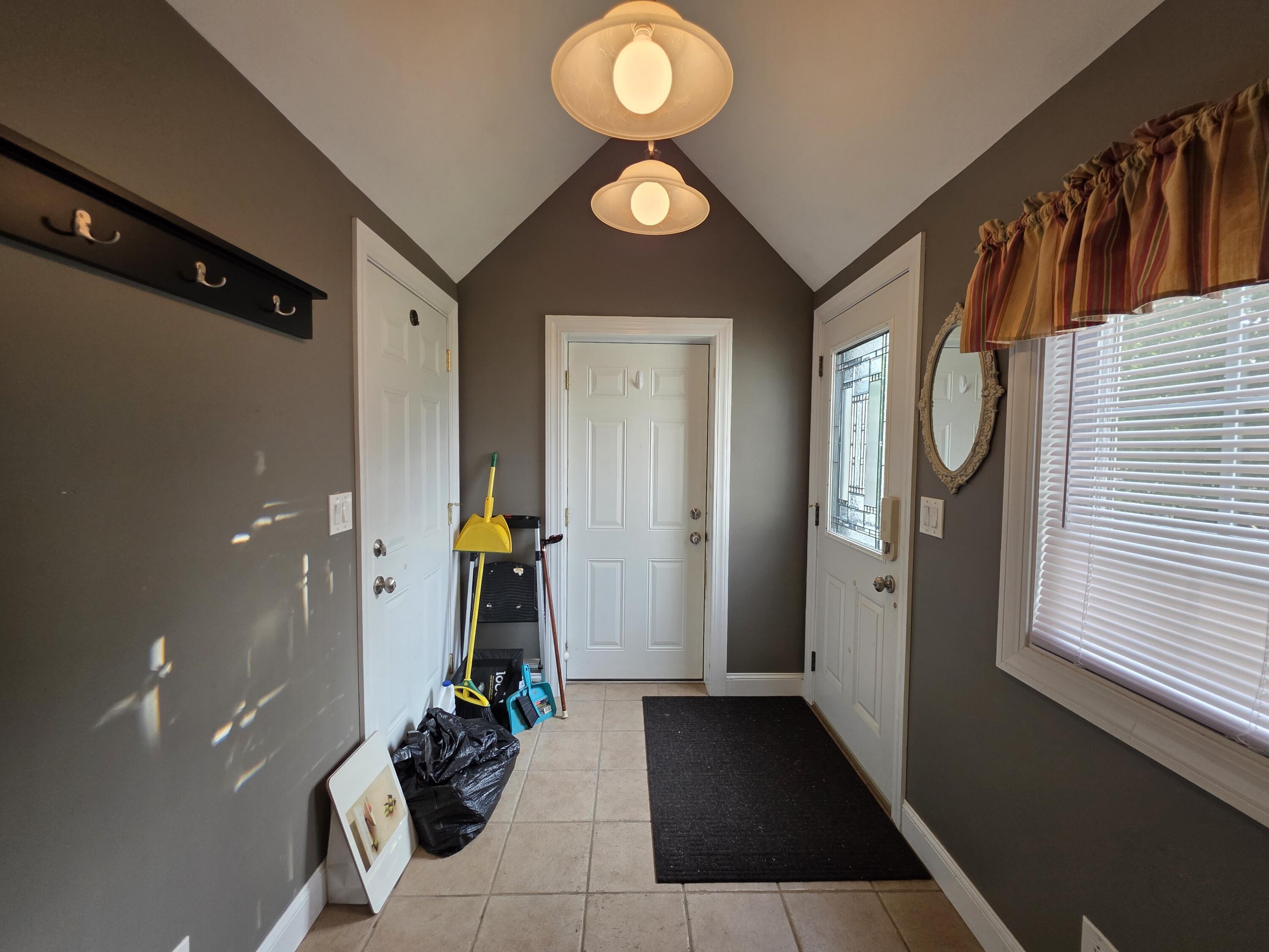 357 Main Street Lincoln, ME 04457 - Photo 12 of 54 20250824_172013