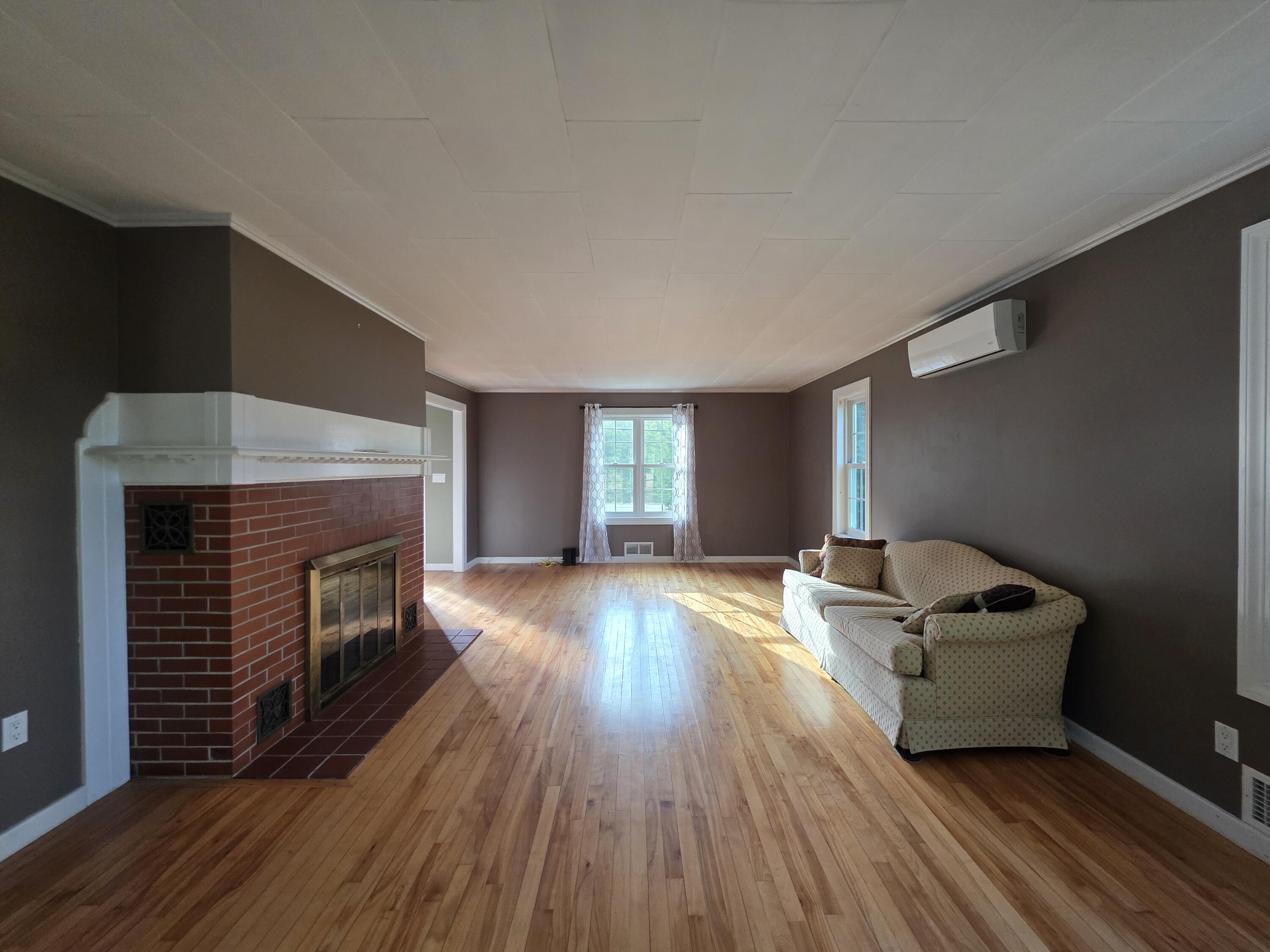 357 Main Street Lincoln, ME 04457 - Photo 16 of 54 20250824_172123