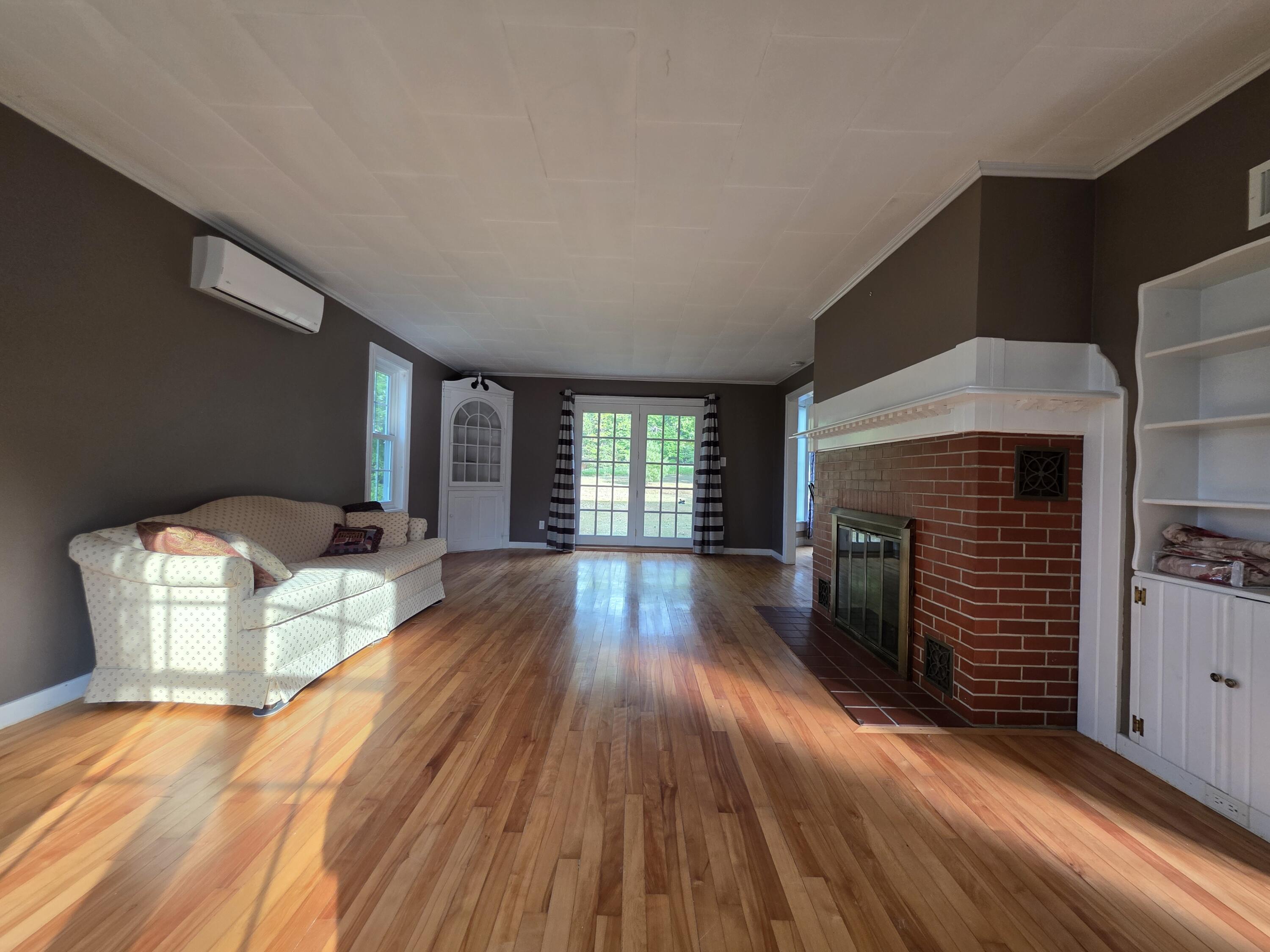 357 Main Street Lincoln, ME 04457 - Photo 17 of 54 20250824_172200