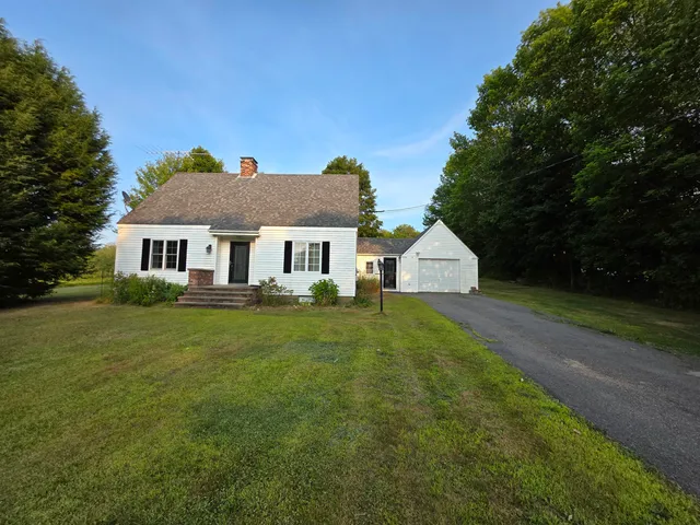 $285,000 | 357 Main Street, Lincoln, ME 04457