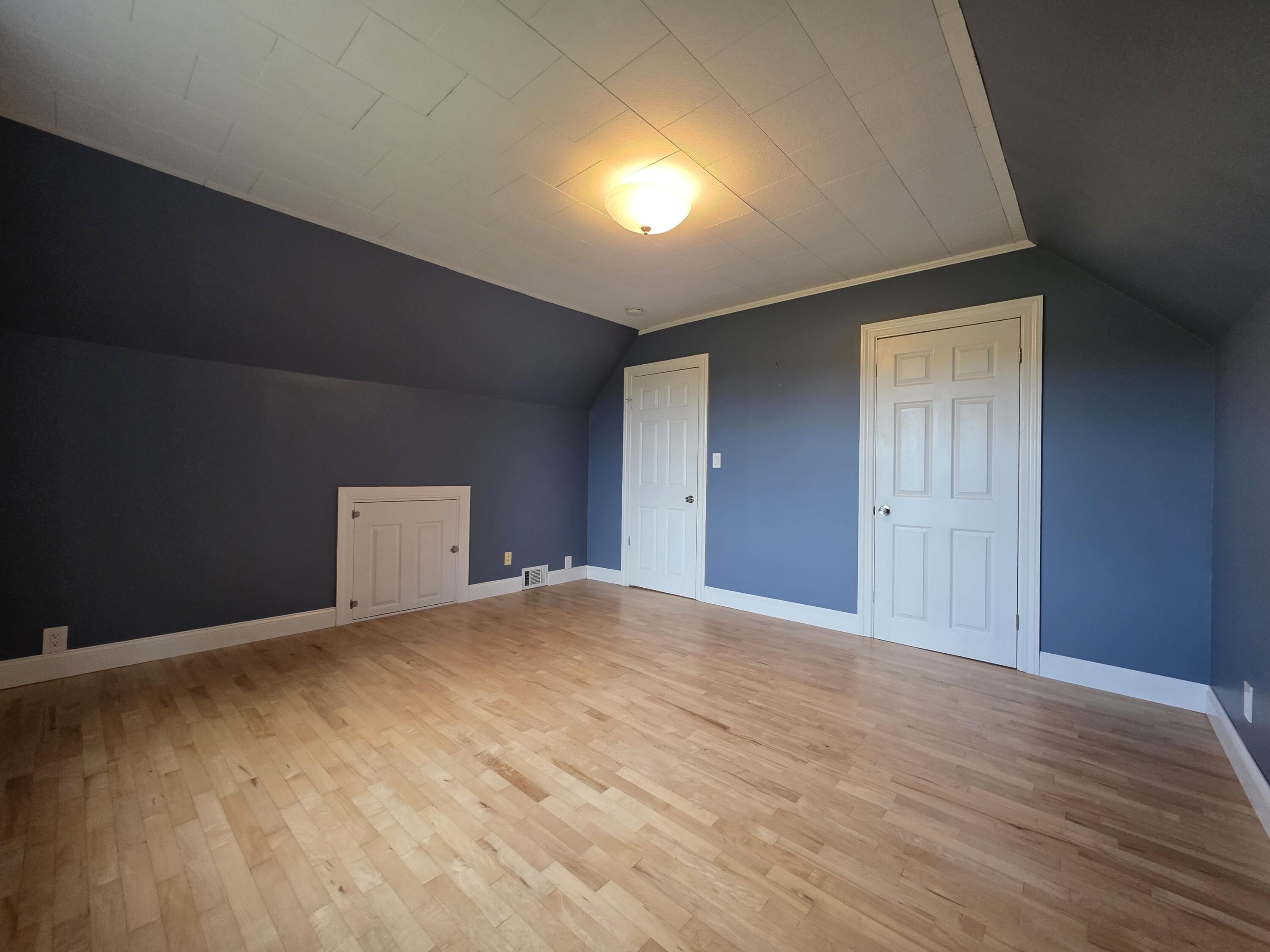 357 Main Street Lincoln, ME 04457 - Photo 41 of 54 20250824_171225