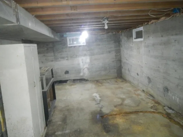 $285,000 | 357 Main Street, Lincoln, ME 04457