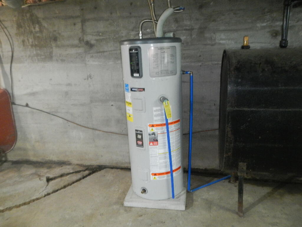 357 Main Street Lincoln, ME 04457 - Photo 48 of 54 DSCN9576