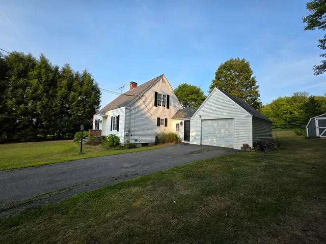 $285,000 | 357 Main Street, Lincoln, ME 04457