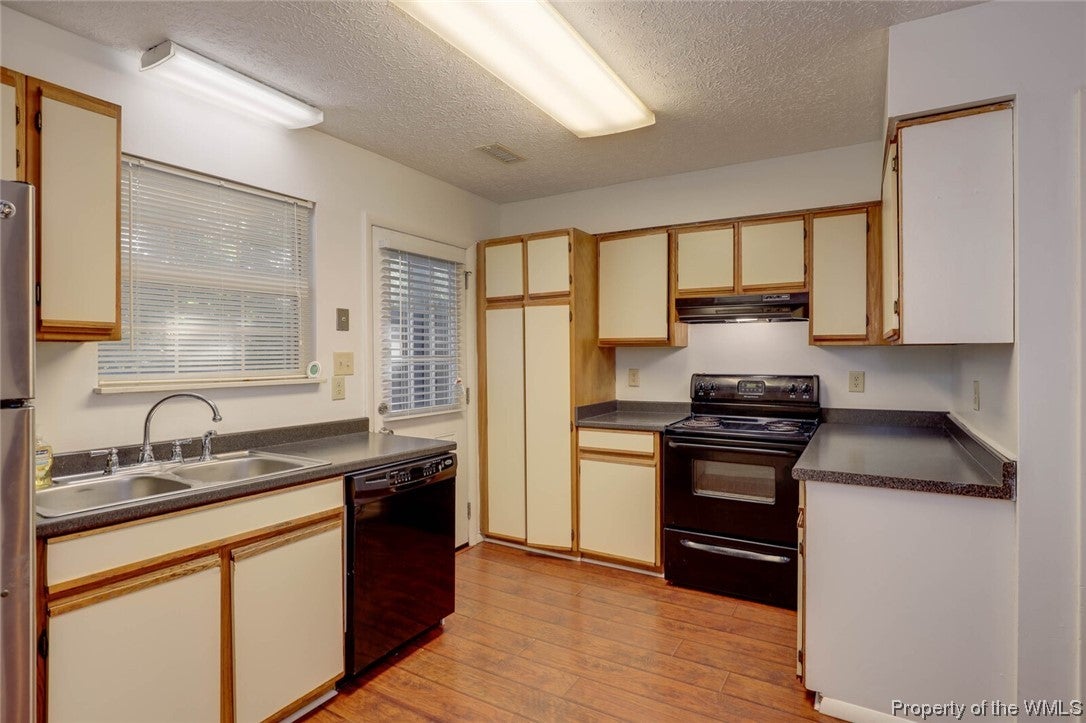 438 Lester Road, Unit 2 Newport News, VA 23601 - Photo 8 of 25 Gallery Image 8