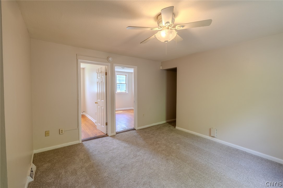1406 Butternut Street Syracuse, NY 13208 - Photo 8 of 42