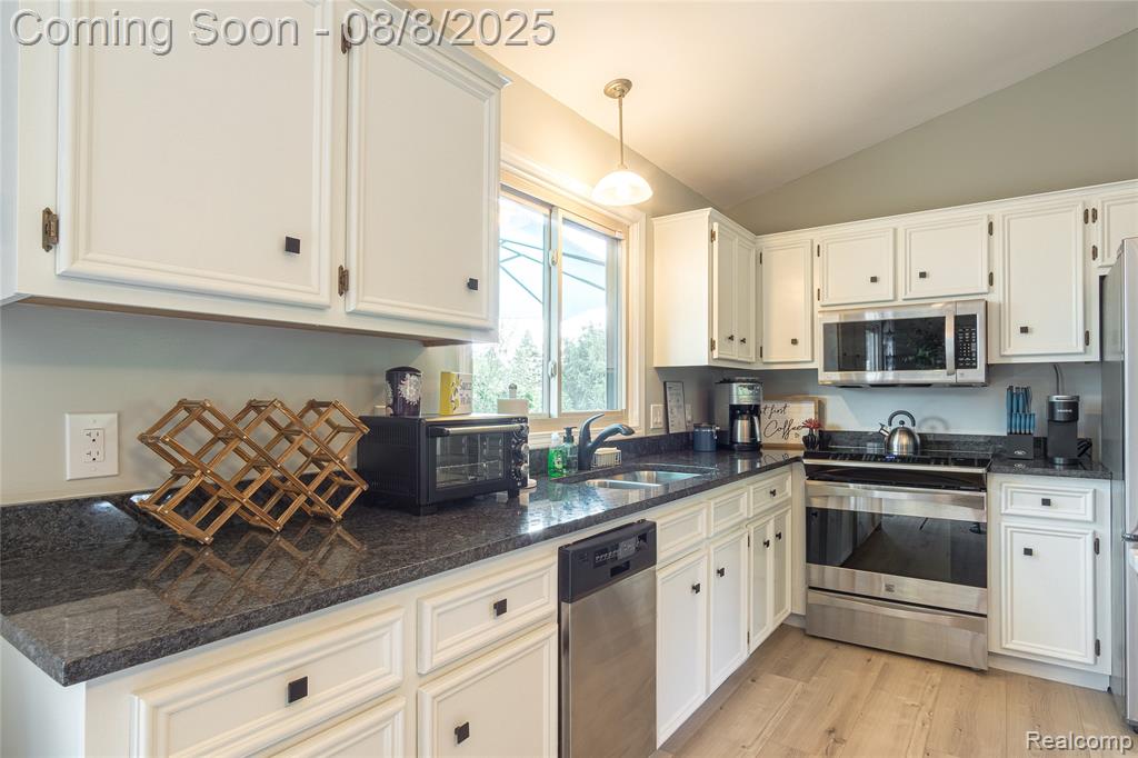 3300 Duck Lake Road North Highland, MI 48356 - Photo 7 of 24 Gallery Image 7
