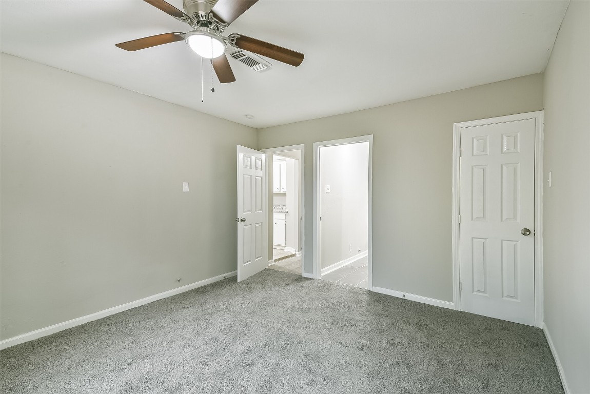 500 Farrer Street Angleton, TX 77515 - Photo 27 of 40