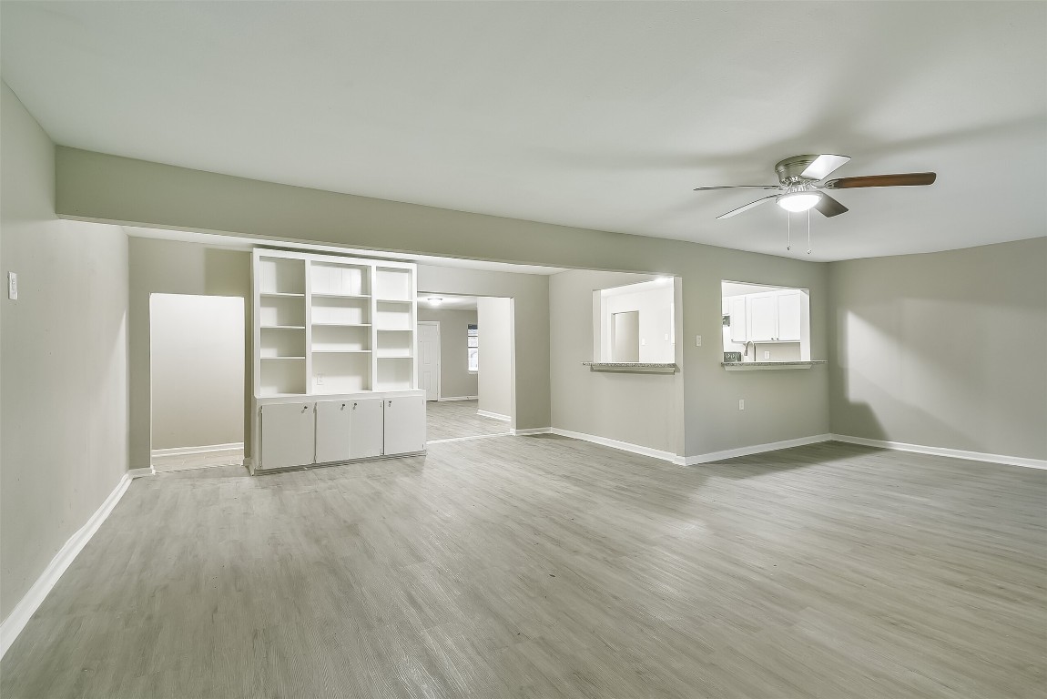 500 Farrer Street Angleton, TX 77515 - Photo 8 of 40